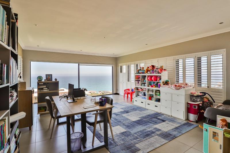 To Let 4 Bedroom Property for Rent in Pinnacle Point Golf Estate Western Cape